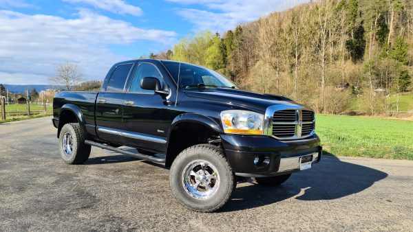 RAM 1500 Quad-Cab HEMI
