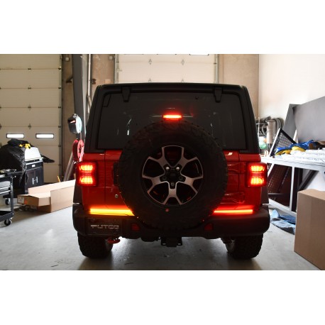 LED Tailgate-bar Putco