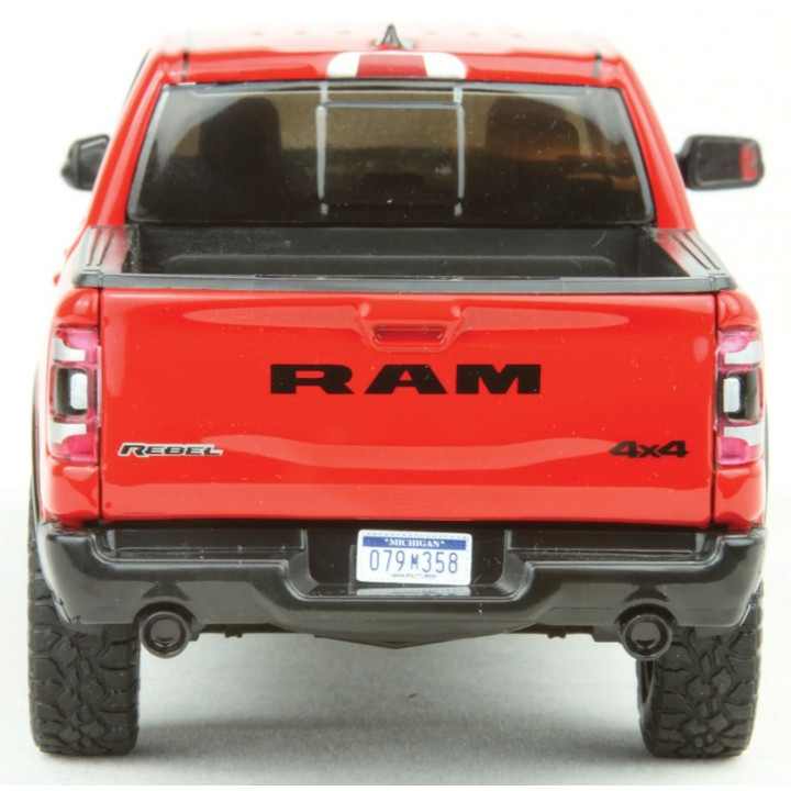Modellauto RAM 1500 Rebell 1:24 rot
