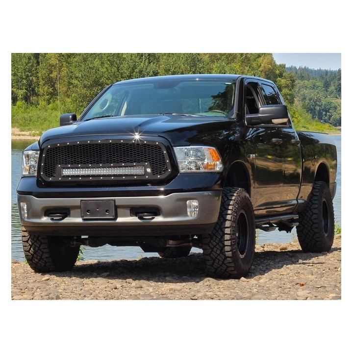 Kühlergrill mit integriertem 30" LED-Lichtbalken Rigid ab Jg. 12