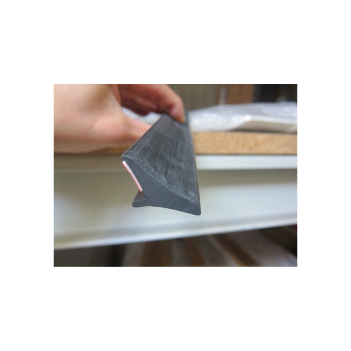 Verbreiterungsprofil für Kotflügel 15mm