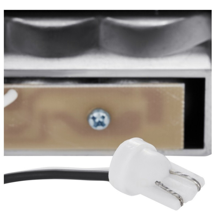 3.Bremsleuchte chrom / smoked LED Lumen