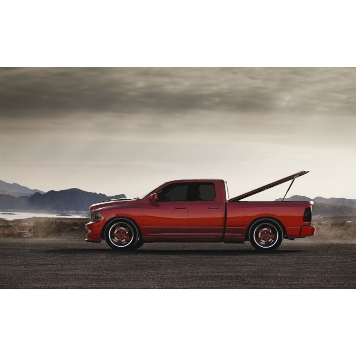Hard Tonneau-Cover Undercover Quad- / Regular-Cab Wagenfarbe