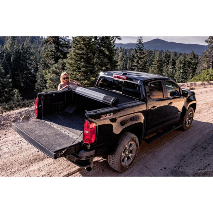 Tonneaucover "Revolver X4" BAK Industries 5.7ft MIT RAMBOX