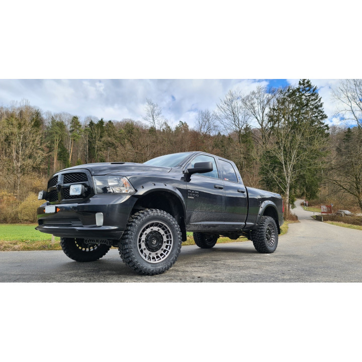 6" Fahrwerk RoughCountry RAM 1500 mit DTC Gutachten