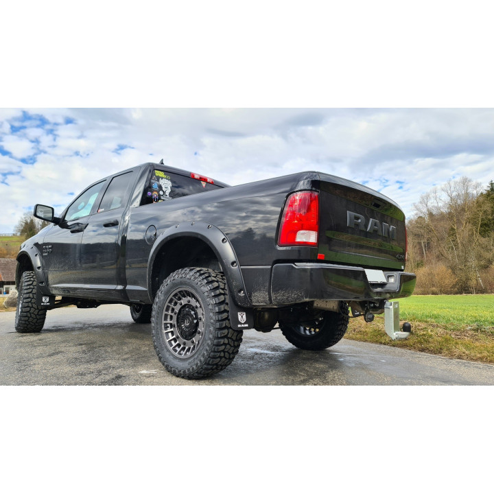 6" Fahrwerk RoughCountry RAM 1500 mit DTC Gutachten