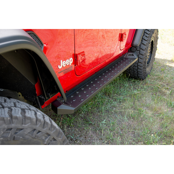Sidesteps "Carnivore" Wrangler JLU