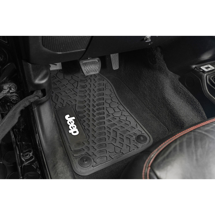 Gummimatten-Set vorne & hinten schwarz mit Jeep-Schriftzug in verschiedenen Farben