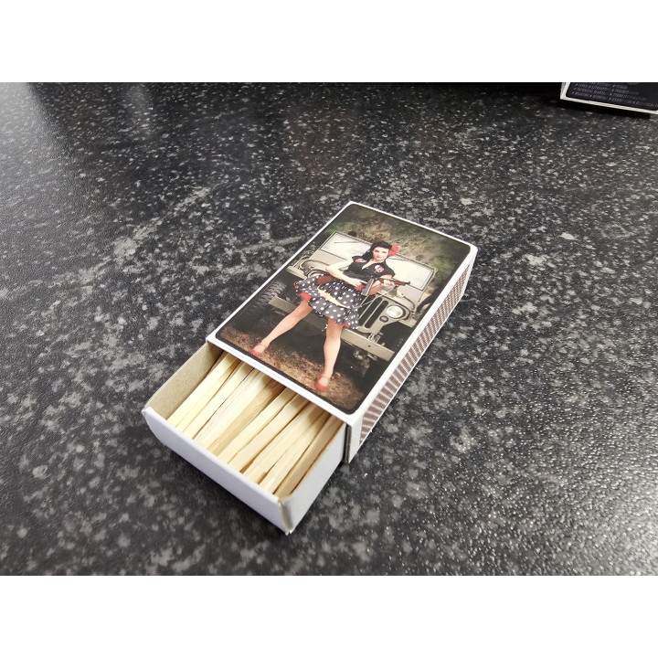 Magnet-Tafel mit Jeep Zundholzschächteli
