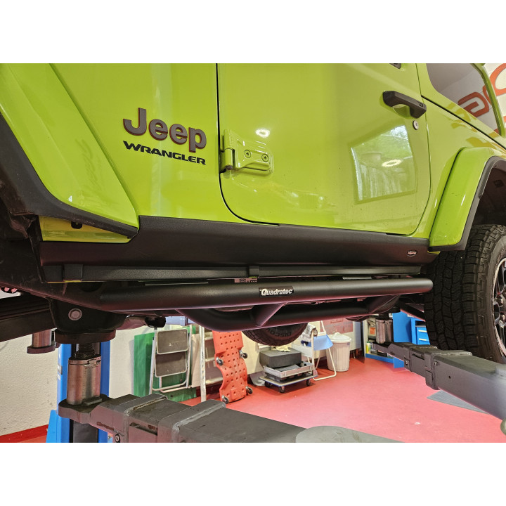 2 in 1 Rockerpanel & Einstiegsleistenschutz Bushwacker Wrangler 2-Door