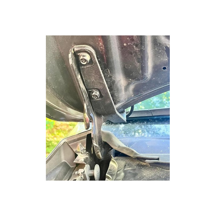 Ditch-Light Brackets Grand Cherokee WK2