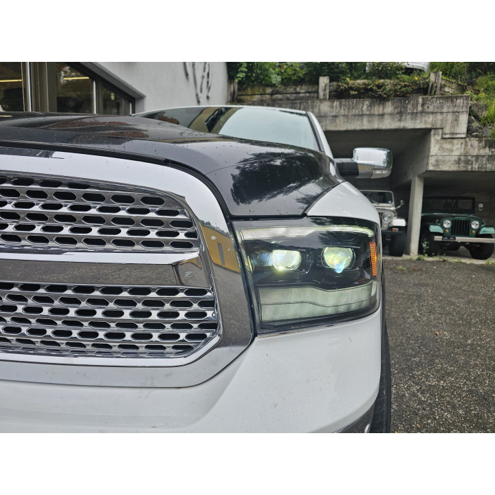 Dual LED-Projektor Scheinwerfer Alpha-Black Alpharex RAM 1500