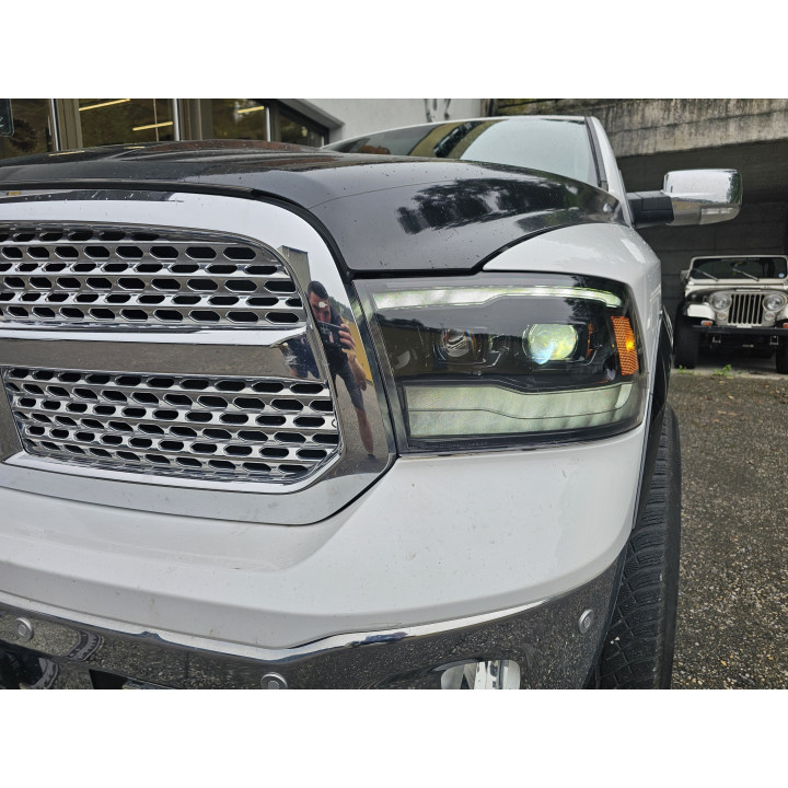 Dual LED-Projektor Scheinwerfer Alpha-Black Alpharex RAM 1500