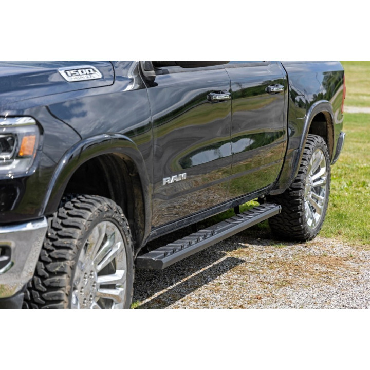 Trittbretter "BA2" RoughCountry Crew-Cab