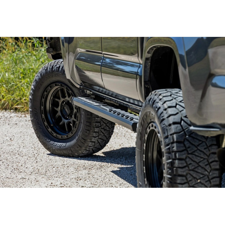Trittbretter "BA2" RoughCountry Double-Cab