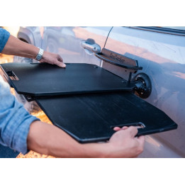 Extendable Kitchen-Station by Seasucker®