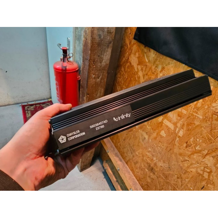 Infinity Verstärker 56038407AD Grand Cherokee WJ