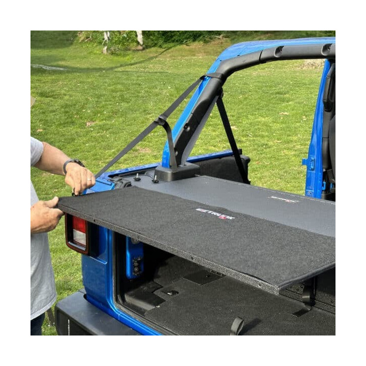 EZ-Trunk Tailgate Table