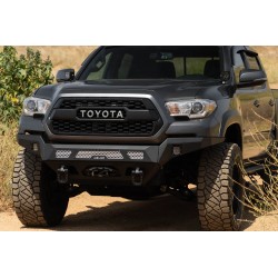 Stossstange vorne "MTO Series" DV8