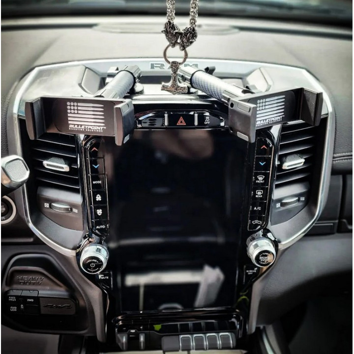 Dual Dash-Mount mit 2 Smartphone-Haltern BulletPoint