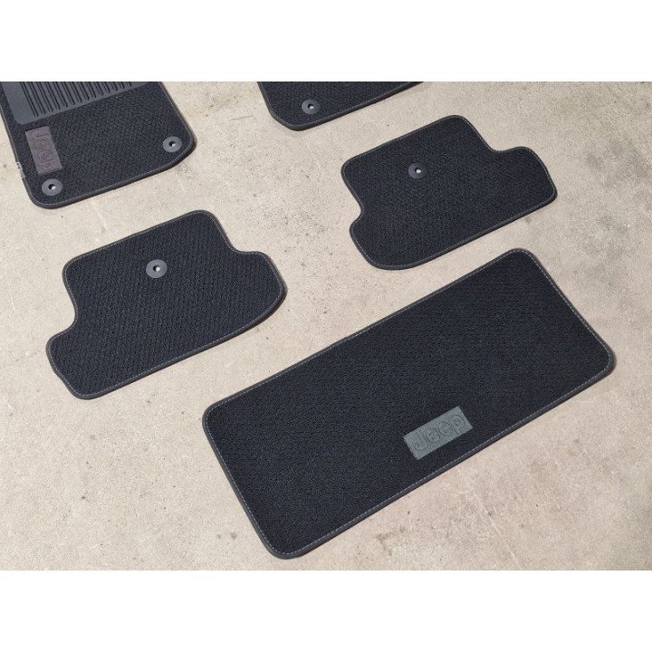 Kompletter Teppich-Satz neuwertig Wrangler JL 2-Door