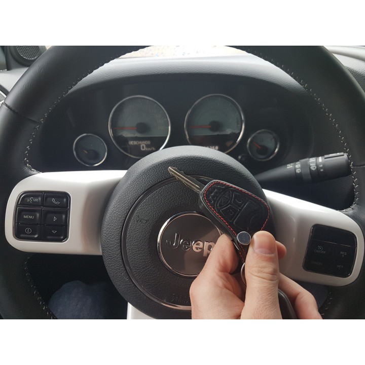 Leder Key-Cover schwarz JEEP