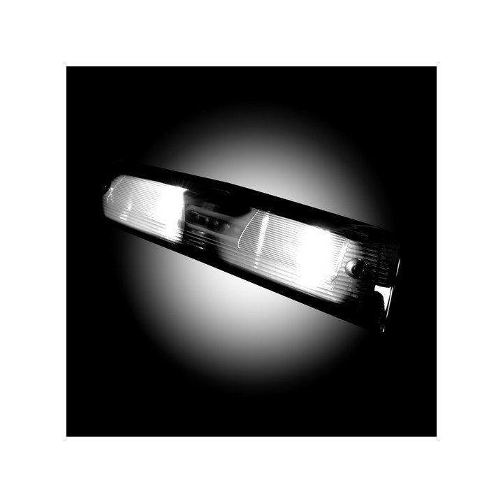 3. Bremsleuchte rauchglas Recon mit ultrahellem Cargo-Light!