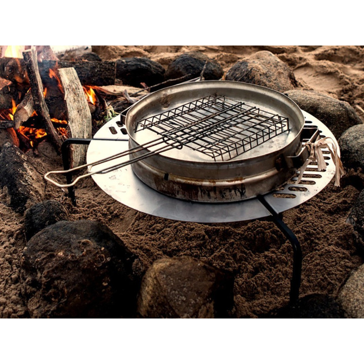 Spare-Tire BBQ Grill Frontrunner